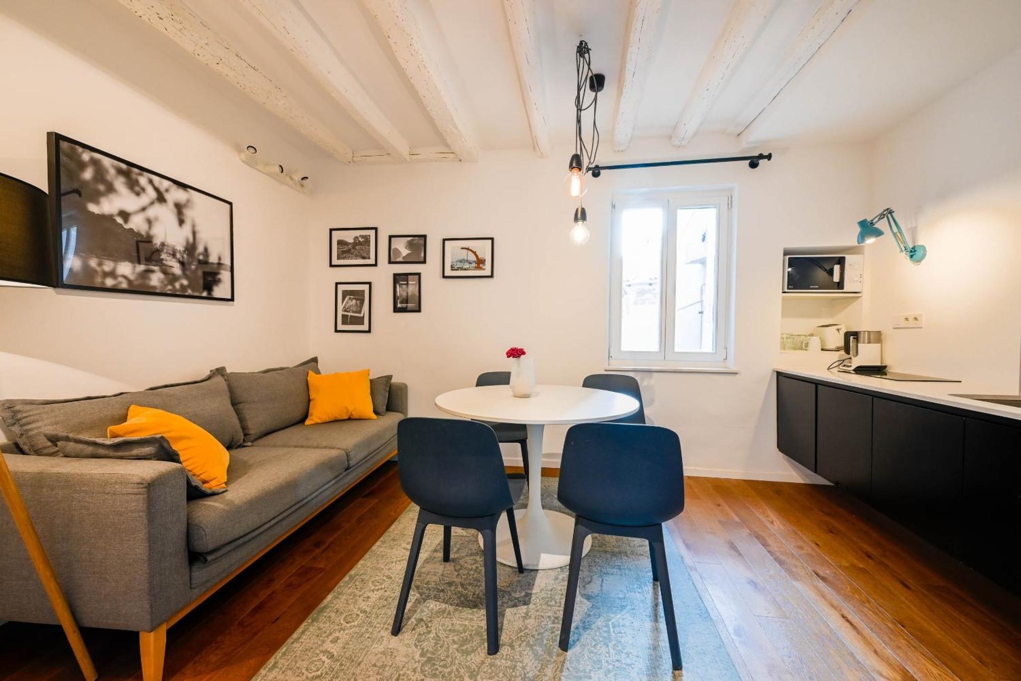 Apartment Charming Grisia 7